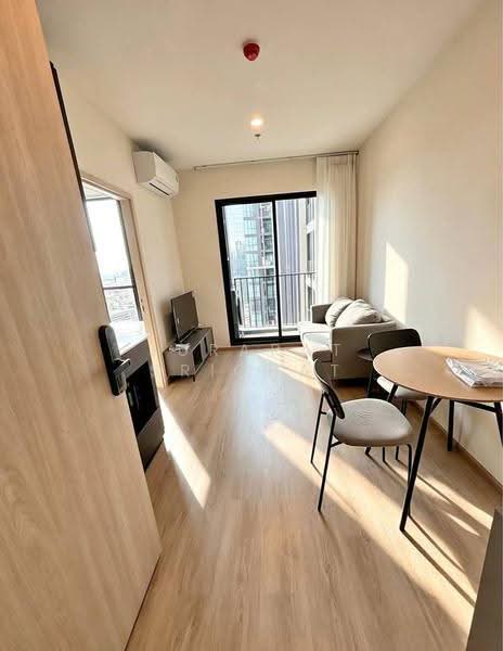 Nue District R9, Bangkok, 59 Rama 9 Road, Huai Khwang, Bangkok, 1 Bedroom, 26 sqm, Condo For Rent, by Jurarat Srichat, 500583560 - DDproperty.com