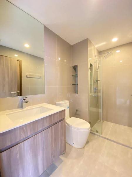 IDEO Mobi Asoke, bangkok, New Petchaburi Road, Bang Kapi, Huai Khwang, Bangkok, 2 Bedrooms, 62 sqm, Condo For Rent, by Vichai Annavakulthorn, 500583579 - DDproperty.com