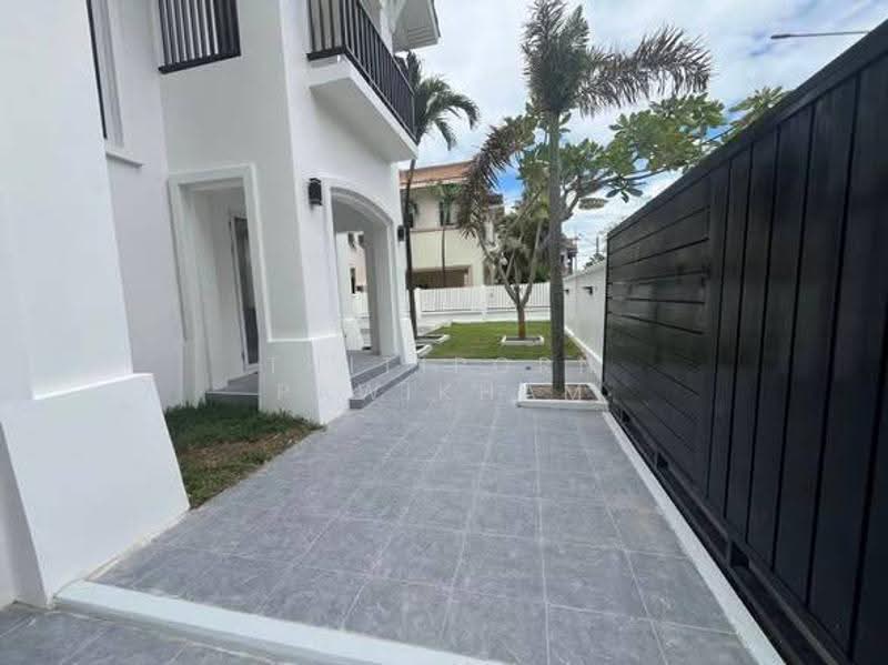 undefined, chon-buri, Nong Pru, Bang Lamung (Pattaya), Chon Buri (Pattaya), 4 Bedrooms, 215 sqm, Single Detached House For Sale, by Thitiporn Pawikham, 500583590 - DDproperty.com