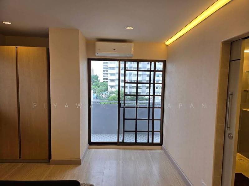 Phasuk Place, Bangkok, 1 Soi Aree Samphan, Samsen Nai, Phaya Thai, Bangkok, 2 Bedrooms, 72 sqm, Condo For Sale, by Piyawan Maiyapan, 500583600 - DDproperty.com