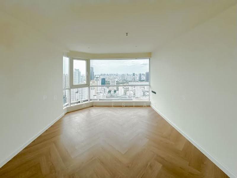 Sukhumvit Suite, Bangkok, 19 Soi Sukhumvit 13, Khlongtoei Nua, Watthana, Bangkok, 4 Bedrooms, 220 sqm, Condo For Sale, by PROPERTYSIGHTS REAL ESTATE, 500583629 - DDproperty.com