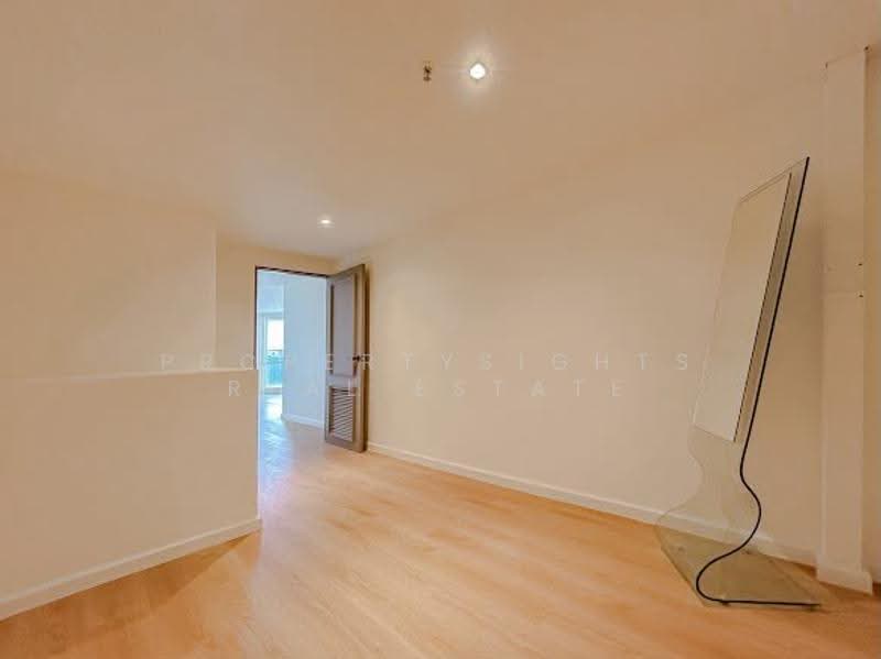 Sukhumvit Suite, Bangkok, 19 Soi Sukhumvit 13, Khlongtoei Nua, Watthana, Bangkok, 4 Bedrooms, 220 sqm, Condo For Sale, by PROPERTYSIGHTS REAL ESTATE, 500583629 - DDproperty.com