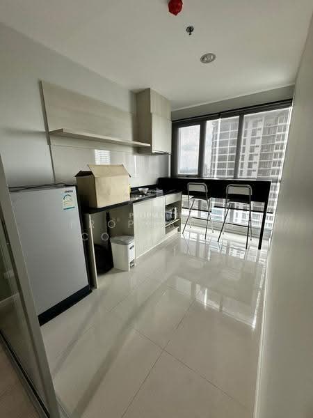Rhythm Sathorn-Narathiwas, bangkok, 651 Naradhiwas Rajanagarindra Road, Thung Maha Mek, Sathon, Bangkok, 1 Bedroom, 39 sqm, Condo For Sale, by PROPMATCH CO., LTD., 500583730 - DDproperty.com