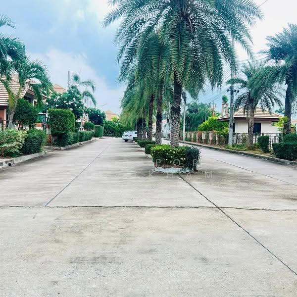 2-BR House, chon-buri, Nong Pru, Bang Lamung (Pattaya), Chon Buri (Pattaya), 2 Bedrooms, 304 sqm, Single Detached House For Sale, by Thitiporn Pawikham, 500583826 - DDproperty.com