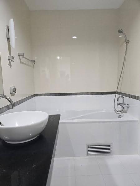Baan Klang Krung Siam-Pathumwan : บ้านกลางกรุง สยาม-ปทุมวัน คอนโดมิเนียม, กรุงเทพ, ถนนเพชรบุรี แขวงถนนเพชรบุรี เขตราชเทวี กรุงเทพมหานคร, ถนนเพชรบุรี, ราชเทวี, กรุงเทพ, 55 ตร.ม., คอนโด ให้เช่า, โดย HOME Real Estate Service, 500583834 - DDproperty.com