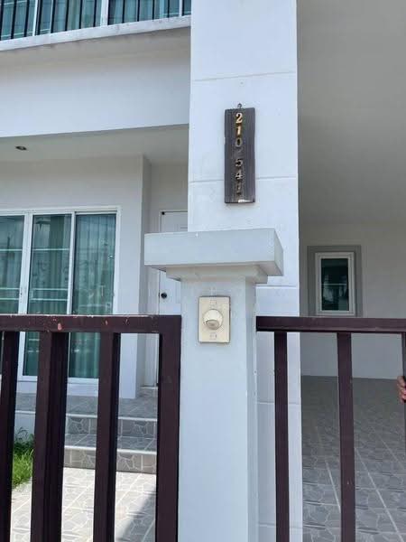undefined, Chon Buri (Pattaya), Surasak, Si Racha, Chon Buri (Pattaya), 3 Bedrooms, 408 sqm, Single Detached House For Sale, by Thitiporn Pawikham, 500583836 - DDproperty.com