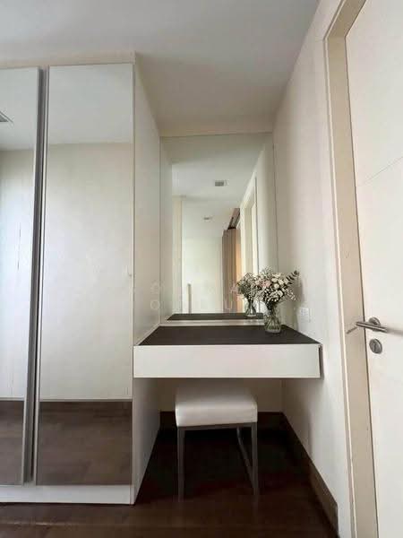 LIV@5 Condominium, Bangkok, 12 Soi Sukumvit 5, Khlongtoei Nua, Watthana, Bangkok, 1 Bedroom, 39 sqm, Condo For Rent, by Somrad Phoopruksachart, 500583851 - DDproperty.com