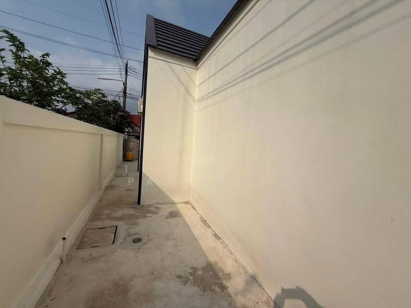 undefined, chon-buri, Ta Khian Tia, Bang Lamung (Pattaya), Chon Buri (Pattaya), 3 Bedrooms, 150 sqm, Single Detached House For Sale, by Thitiporn Pawikham, 500583861 - DDproperty.com