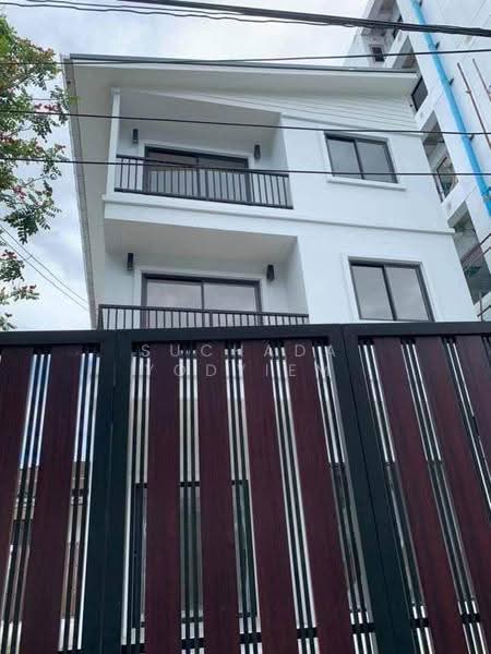 บ้าน 3-ห้องนอน, กรุงเทพ, พระโขนงเหนือ, วัฒนา, กรุงเทพ, 200 ตร.ม., บ้านเดี่ยว ขาย, โดย Suchada Yodyiem, 500583900 - DDproperty.com