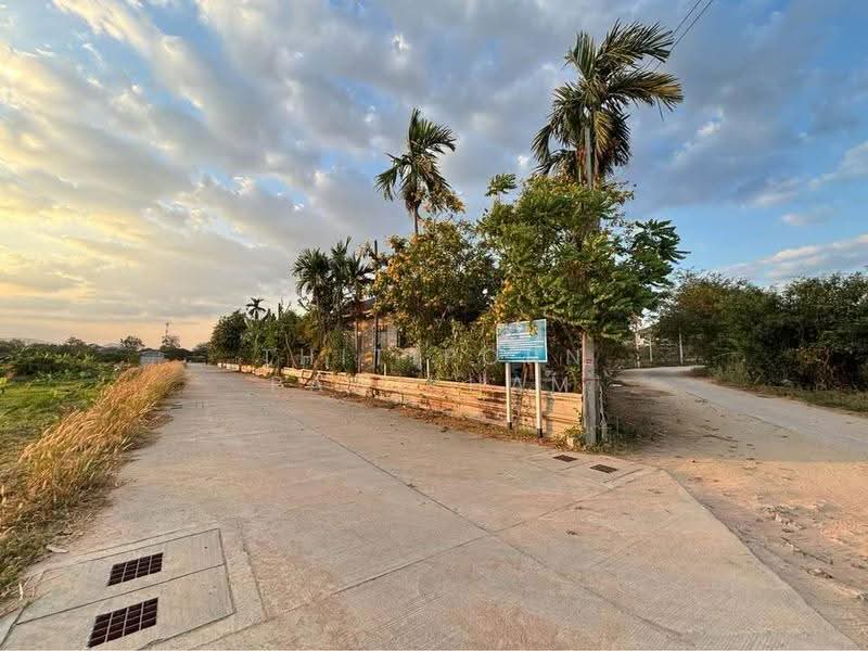 2-BR House, Chon Buri (Pattaya), Nong - Kham, Si Racha, Chon Buri (Pattaya), 2 Bedrooms, 141 sqm, Single Detached House For Sale, by Thitiporn Pawikham, 500583910 - DDproperty.com
