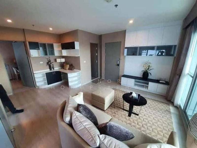 Life Ratchadapisek, Bangkok, 279 Ratchadapisaek Road, Huai Khwang, Bangkok, 2 Bedrooms, 65 sqm, Condo For Rent, by Sannop Phongpraphan, 500583970 - DDproperty.com