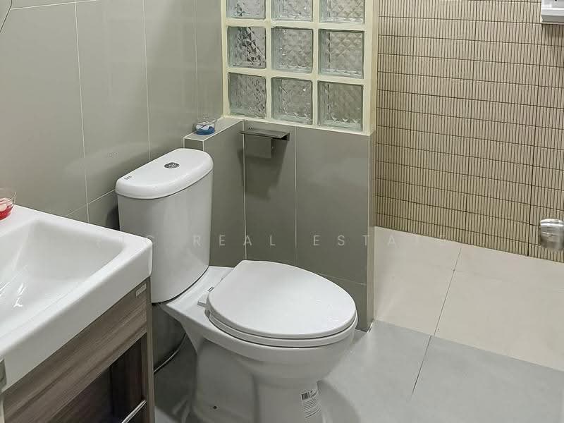 Modern 3 Bedroom House for Sale Siam Country Club, chon-buri, Bang Lamung, Bang Lamung (Pattaya), Chon Buri (Pattaya), 3 Bedrooms, 144 sqm, Single Detached House For Sale, by PLC REAL ESTATE, 500583979 - DDproperty.com