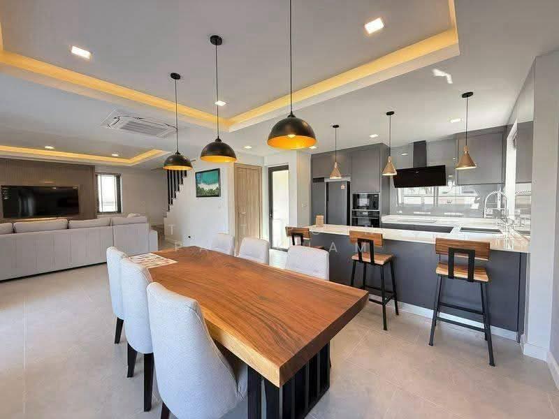 Zensiri Midtown Villas, chon-buri, Soi 22 Chalemphrakiat, Nong Pru, Bang Lamung (Pattaya), Chon Buri (Pattaya), 3 Bedrooms, 190 sqm, Single Detached House For Sale, by Thitiporn Pawikham, 500583994 - DDproperty.com