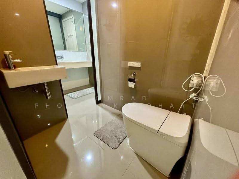 Rhythm Sukhumvit 42 : ริทึ่ม สุขุมวิท 42, กรุงเทพ, ซอยสุขุมวิท 42, พระโขนง, คลองเตย, กรุงเทพ, 45 ตร.ม., คอนโด ให้เช่า, โดย Somrad Phoopruksachart, 500584030 - DDproperty.com