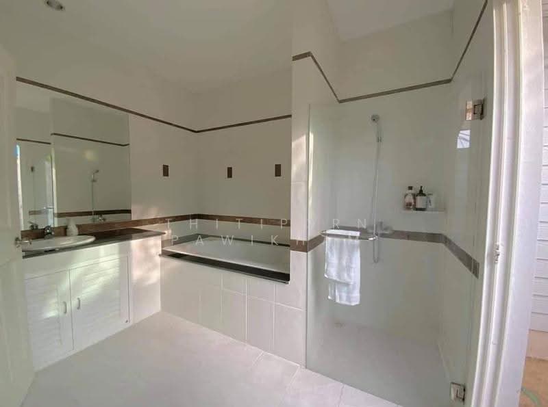 Casalunar Village, chon-buri, Saen Suk, Muang Chon Buri, Chon Buri (Pattaya), 3 Bedrooms, 250 sqm, Single Detached House For Sale, by Thitiporn Pawikham, 500584048 - DDproperty.com
