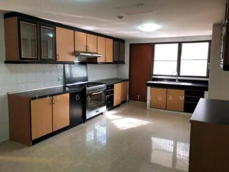 Asa Garden, Bangkok, 46-48 Soi Sukhumvit 24, Khong Tan, Khlong Toei, Bangkok, 3 Bedrooms, 300 sqm, Apartment For Rent, by Farida Phetnuam, 500584071 - DDproperty.com