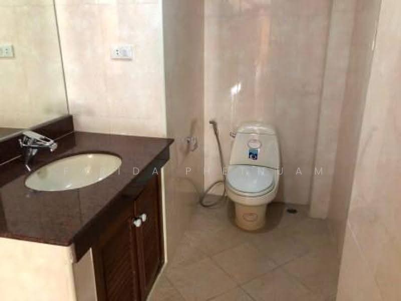 Asa Garden, Bangkok, 46-48 Soi Sukhumvit 24, Khong Tan, Khlong Toei, Bangkok, 3 Bedrooms, 300 sqm, Apartment For Rent, by Farida Phetnuam, 500584071 - DDproperty.com