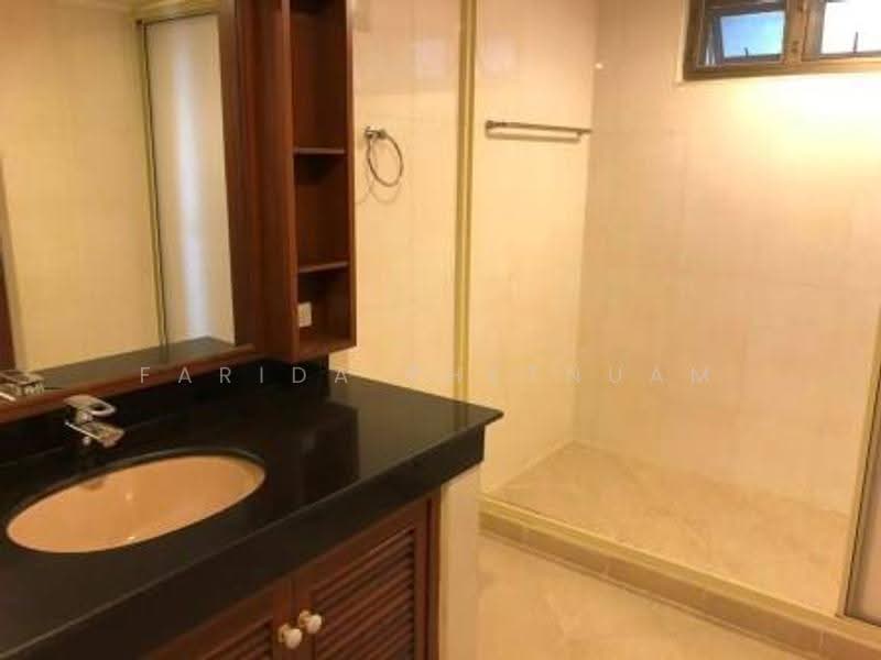 Asa Garden, Bangkok, 46-48 Soi Sukhumvit 24, Khong Tan, Khlong Toei, Bangkok, 3 Bedrooms, 300 sqm, Apartment For Rent, by Farida Phetnuam, 500584071 - DDproperty.com