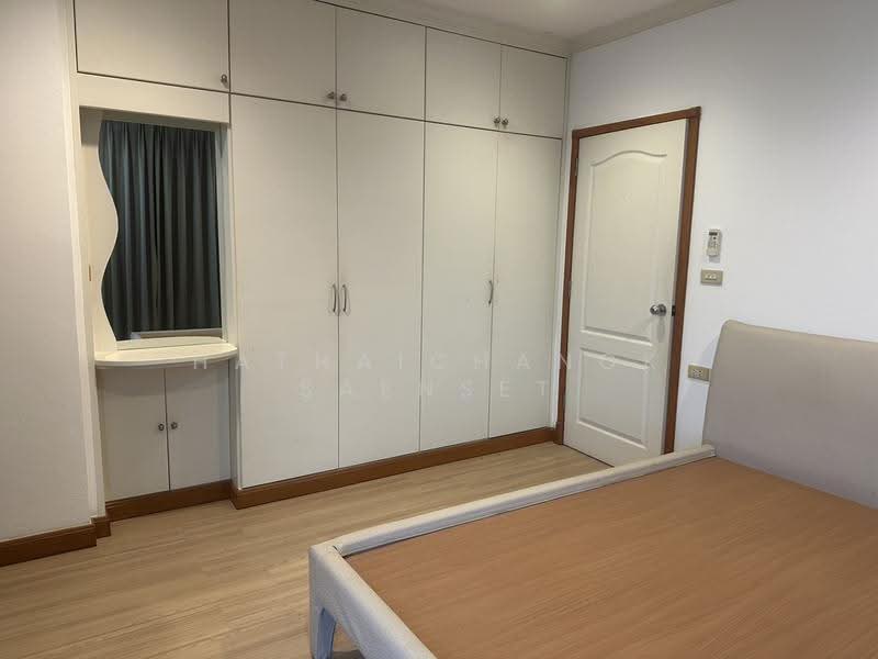 Sathorn House, Bangkok, Sathorn, Silom, Bang Rak, Bangkok, 2 Bedrooms, 65 sqm, Condo For Rent, by Hathaichanok Saenset, 500584212 - DDproperty.com