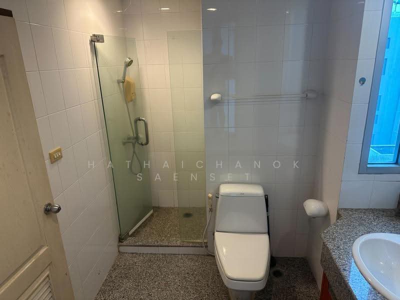 Sathorn House, Bangkok, Sathorn, Silom, Bang Rak, Bangkok, 2 Bedrooms, 65 sqm, Condo For Rent, by Hathaichanok Saenset, 500584212 - DDproperty.com