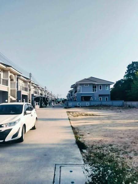 undefined, chon-buri, Nong Pru, Bang Lamung (Pattaya), Chon Buri (Pattaya), 4 Bedrooms, 325 sqm, Single Detached House For Sale, by Thanyalag Chanchodtanakul, 500584243 - DDproperty.com