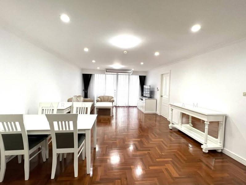 Acadamia Grand Tower, Bangkok, Soi Sukhumvit 43, Khlong Tan Nua, Watthana, Bangkok, 2 Bedrooms, 92 sqm, Condo For Rent, by Farida Phetnuam, 500584374 - DDproperty.com