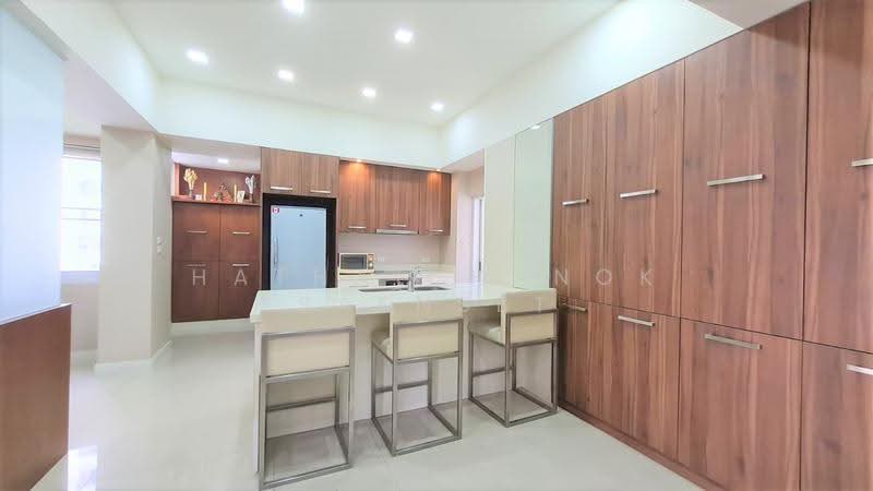 The Heritage Condominium, Bangkok, Soi Sukhumvit 8, Khlong Toei, Khlong Toei, Bangkok, 2 Bedrooms, 150 sqm, Condo For Rent, by Hathaichanok Saenset, 500584390 - DDproperty.com