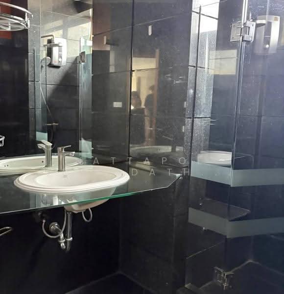 River House Condominium, Bangkok, 764 Lat Ya Road, Khlong San, Bangkok, 3 Bedrooms, 220 sqm, Condo For Rent, by Nattapol Jedsadathitikul, 500584459 - DDproperty.com