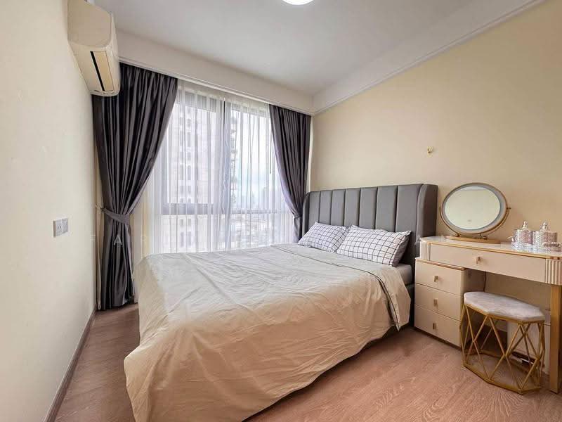Regal Sathon-Naradhiwas, bangkok, Naradhiwas Rajanagarindra Road, Thung Maha Mek, Sathon, Bangkok, 1 Bedroom, 35 sqm, Condo For Rent, by Farida Phetnuam, 500584468 - DDproperty.com