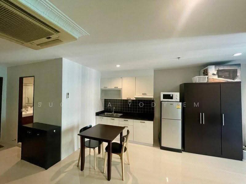 Sukhumvit Living Town, bangkok, 299 Sukhumvit 21 Road, Khlongtoei Nua, Watthana, Bangkok, 1 Bedroom, 52 sqm, Condo For Sale, by Suchada Yodyiem, 500584498 - DDproperty.com