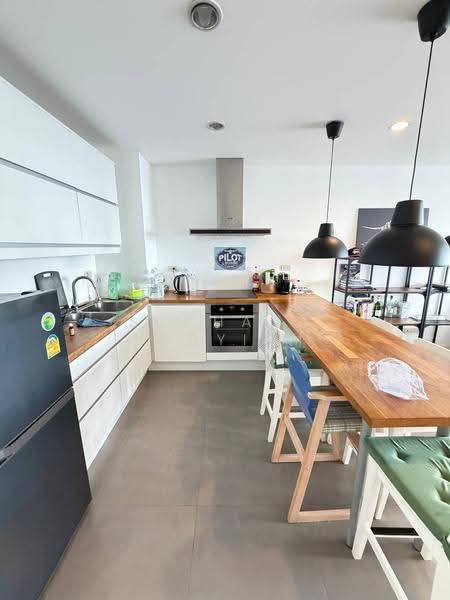 J.C. Tower, Bangkok, Soi Sukhumvit 55, Khlong Tan Nua, Watthana, Bangkok, 2 Bedrooms, 96 sqm, Condo For Sale, by Suchada Yodyiem, 500584520 - DDproperty.com