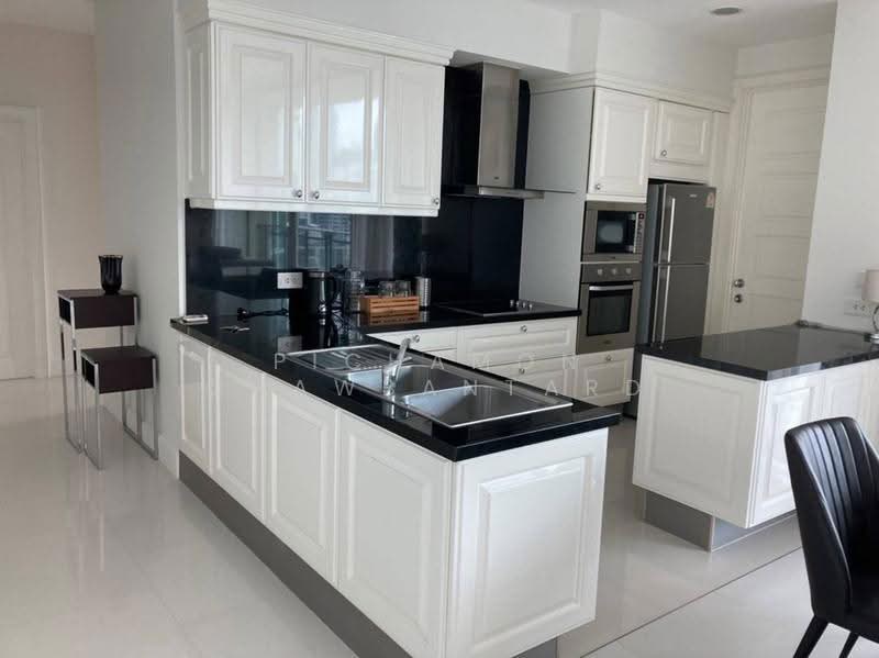 Royce Private Residences, bangkok, 61 Soi Sukhumvit 31, Khlongtoei Nua, Watthana, Bangkok, 2 Bedrooms, 111 sqm, Condo For Sale, by Pichamon Chawbantard, 500584528 - DDproperty.com