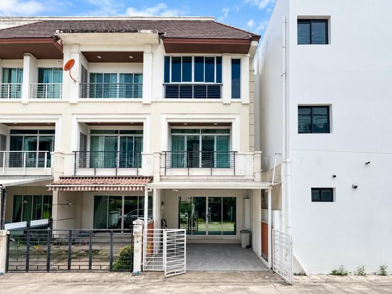Baan Klang Krung The Royal Vienna Ratchavipa - Ratchadaphisek : บ้านกลางกรุง เดอะ รอยัล เวียนนา รัชวิภา - รัชดาภิเษก, กรุงเทพ, จตุจักร, กรุงเทพ, 175 ตร.ม., ทาวน์เฮ้าส์ ขาย, โดย HOME Real Estate Service, 500584534 - DDproperty.com