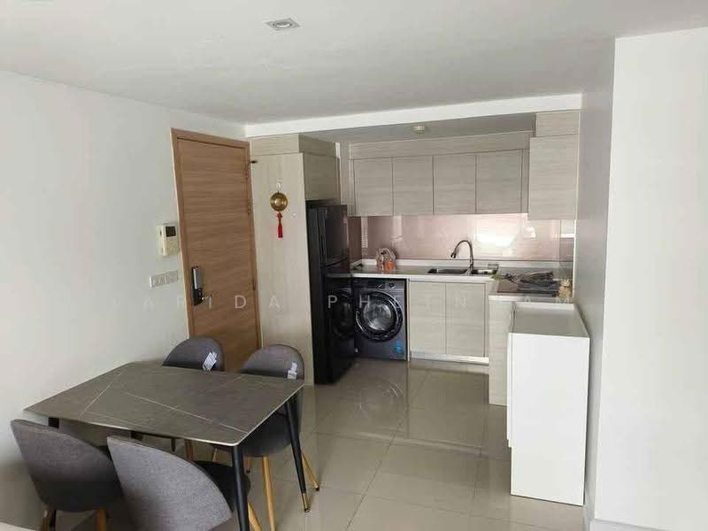 Socio Reference 61, bangkok, Sukhumvit 61, Khlongtoei Nua, Watthana, Bangkok, 2 Bedrooms, 62 sqm, Condo For Rent, by Farida Phetnuam, 500584539 - DDproperty.com