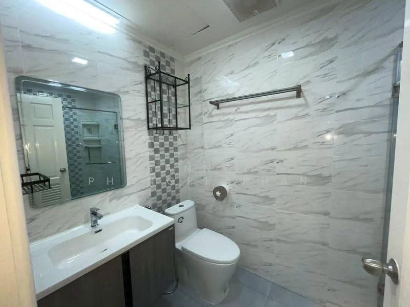 Sukhumvit Living Town, bangkok, 299 Sukhumvit 21 Road, Khlongtoei Nua, Watthana, Bangkok, 1 Bedroom, 60 sqm, Condo For Rent, by Sannop Phongpraphan, 500584643 - DDproperty.com