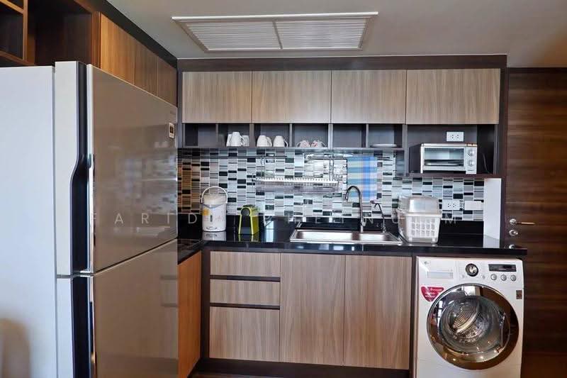 Focus Ploenchit, Bangkok, Soi Sukhumvit 2, Khlong Toei, Bangkok, 1 Bedroom, 35 sqm, Condo For Sale, by Farida Phetnuam, 500584661 - DDproperty.com