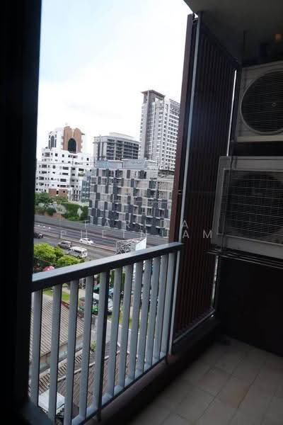Focus Ploenchit, Bangkok, Soi Sukhumvit 2, Khlong Toei, Bangkok, 1 Bedroom, 35 sqm, Condo For Sale, by Farida Phetnuam, 500584661 - DDproperty.com