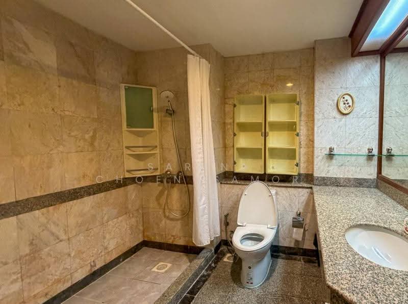 Asoke Place, Bangkok, Asok Montri Rd, Khlongtoei Nua, Watthana, Bangkok, 2 Bedrooms, 81 sqm, Condo For Sale, by Sarena Choengsamor, 500584673 - DDproperty.com