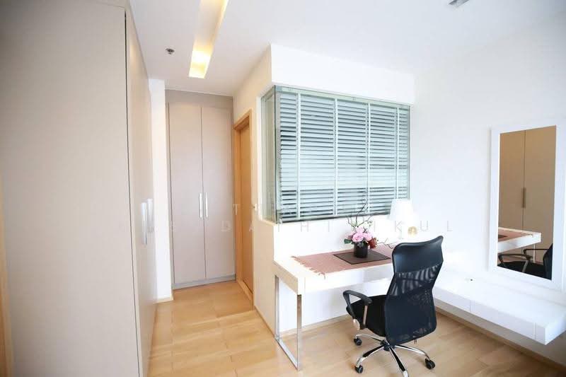 Siri At Sukhumvit, bangkok, 902 Sukhumvit Road, Phra Kanong, Khlong Toei, Bangkok, 1 Bedroom, 52 sqm, Condo For Rent, by Nattapol Jedsadathitikul, 500584678 - DDproperty.com