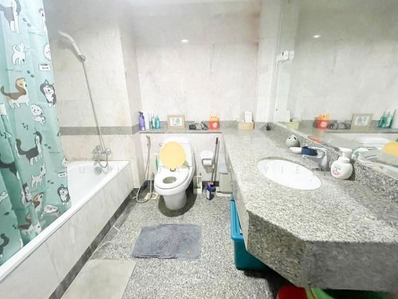 Asoke Place, bangkok, Asok Montri Rd, Khlongtoei Nua, Watthana, Bangkok, 2 Bedrooms, 75 sqm, Condo For Sale, by Suchada Yodyiem, 500584755 - DDproperty.com