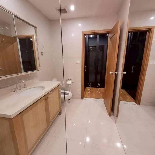 The Emporio Place, bangkok, 93 Soi Sukhumvit 24, Sukhumvit Road, Khong Tan, Khlong Toei, Bangkok, 1 Bedroom, 90 sqm, Condo For Rent, by Sarena Choengsamor, 500584806 - DDproperty.com