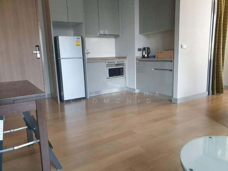 M Silom, Bangkok, 26 Narathiwas Ratchanakarin Road, Suriyawong, Bang Rak, Bangkok, 1 Bedroom, 53 sqm, Condo For Rent, by Ploypatcha Chomchid, 500584844 - DDproperty.com