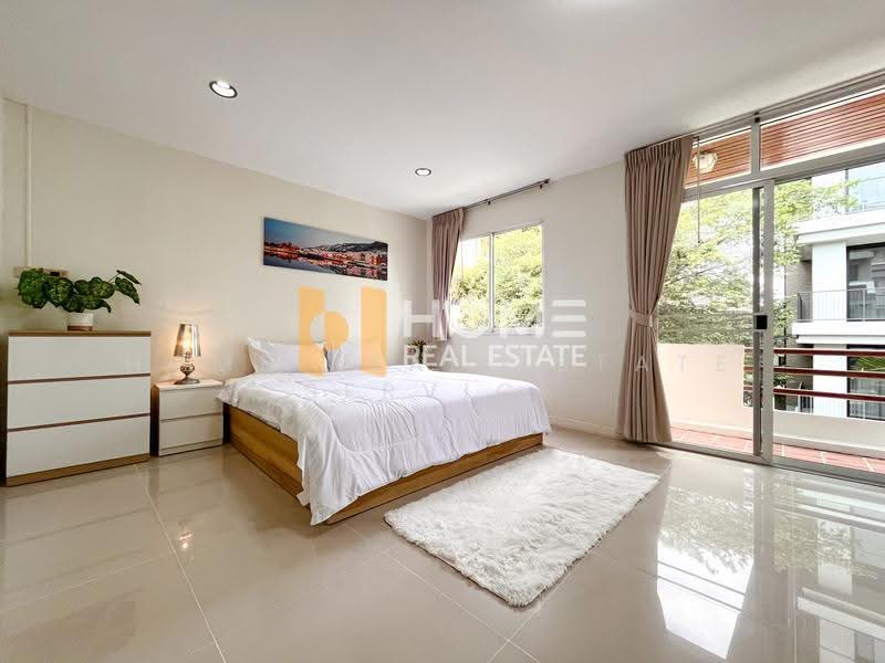 บ้านแฝด 40 ตร.วา. สุขุมวิท 31, bangkok, Khlong Tan Nua, Watthana, Bangkok, 5 Bedrooms, 350 sqm, Semi-Detached House (Twin House) For Rent, by HOME Real Estate Service, 500584872 - DDproperty.com