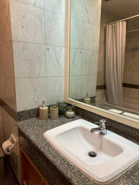 President Place, bangkok, 975 Phloen Chit Rd, Lumphini, Pathum Wan, Bangkok, 2 Bedrooms, 140 sqm, Condo For Rent, by Ploypatcha Chomchid, 500584875 - DDproperty.com