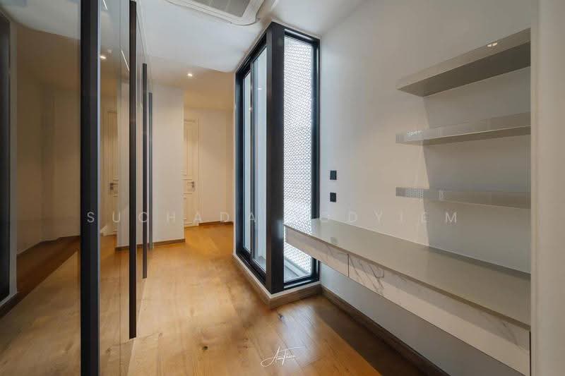 3-BR House, bangkok, Phra Kanong Nua, Watthana, Bangkok, 3 Bedrooms, 263 sqm, Single Detached House For Sale, by Suchada Yodyiem, 500584940 - DDproperty.com