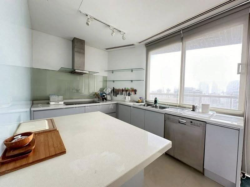 The Lakes, bangkok, 123 Ratchadaphisek Road, Khlong Toei, Bangkok, 3 Bedrooms, 236 sqm, Condo For Sale, by Suchada Yodyiem, 500584954 - DDproperty.com