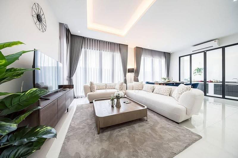 Feel Town Lat Phrao 101, bangkok, ลาดพร้าว, Khlong Chaokhun Sing, Wang Thonglang, Bangkok, 4 Bedrooms, 270 sqm, Single Detached House For Sale, by Suchada Yodyiem, 500584984 - DDproperty.com