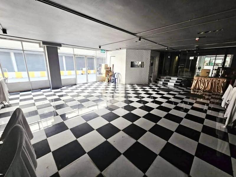 Space for rent Punnawithi, Sukhumvit, bangkok, Bang Chak, Phra Khanong, Bangkok, , 80 sqm, Retail Space For Rent, by Sumitara Sampattavanija, 500584995 - DDproperty.com