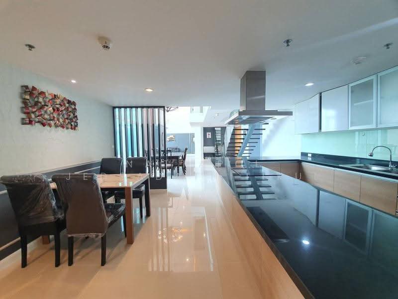 Circle Condominium, bangkok, 1674 Soi Petchaburi 36 Petchaburi Road, Makkasan, Ratchathewi, Bangkok, 4 Bedrooms, 295 sqm, Condo For Rent, by Nattapol Jedsadathitikul, 500585014 - DDproperty.com