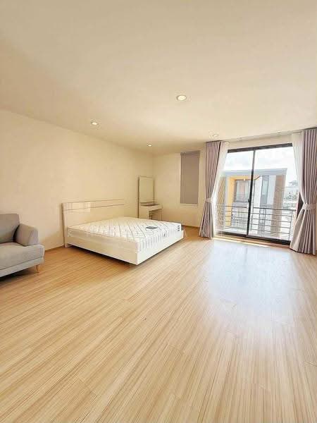 Shizen Phatthanakan 32, Bangkok, Soi Phatthanakan 32, Suan Luang, Suan Luang, Bangkok, 3 Bedrooms, 210 sqm, Single Detached House For Rent, by Khun Jane, 500585047 - DDproperty.com
